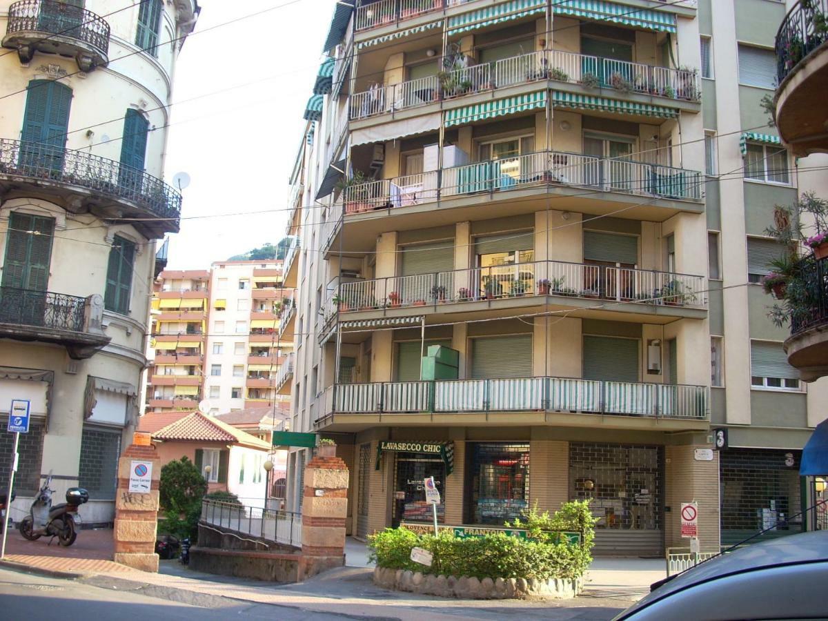 Appartamento Al Mare Di Ventimiglia Exterior photo
