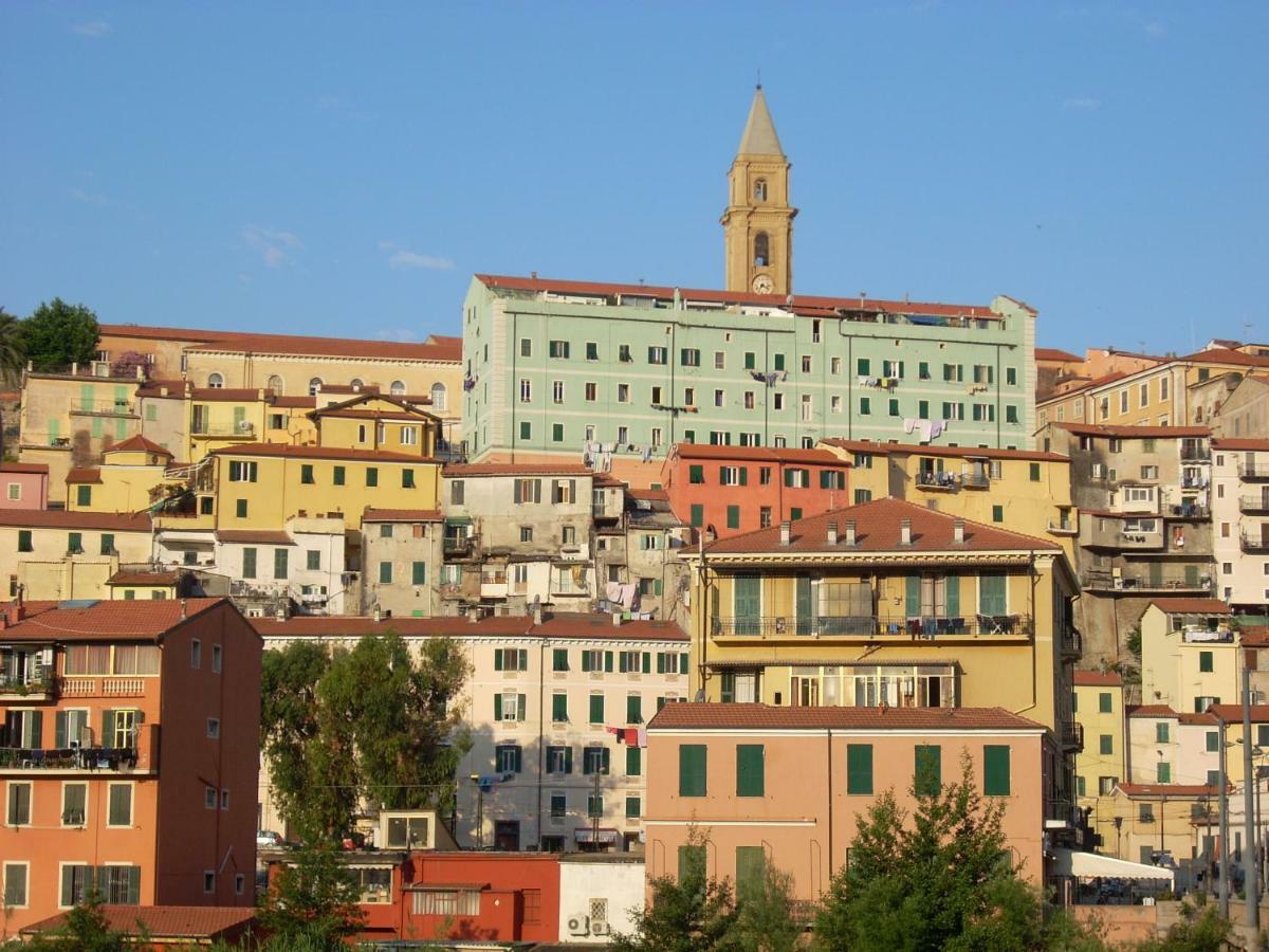 Appartamento Al Mare Di Ventimiglia Exterior photo